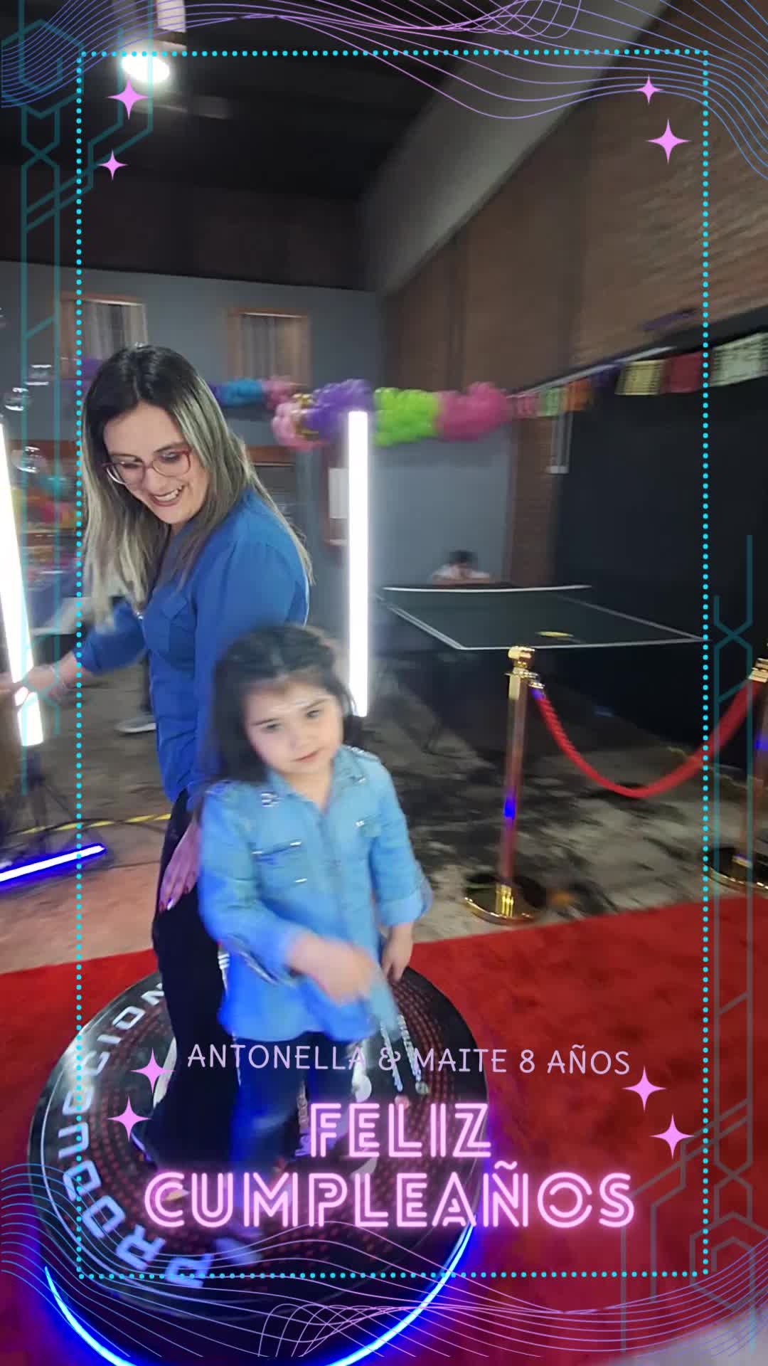 ANTONELLA Y MAITE 8 AÑOS