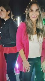 Jueves f