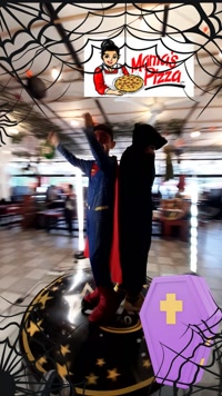 Mama Pizza Halloween