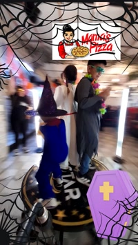 Mama Pizza Halloween