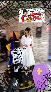Mama Pizza Halloween