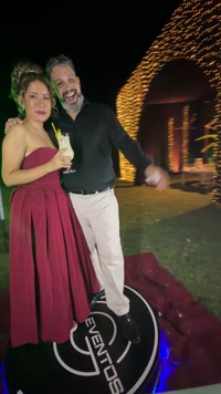 ELENA & GEORGE